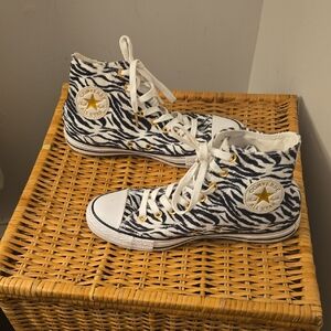 Converse Zebra Pattern High-Tops with Gold Details Womens 9 Mens 7 W